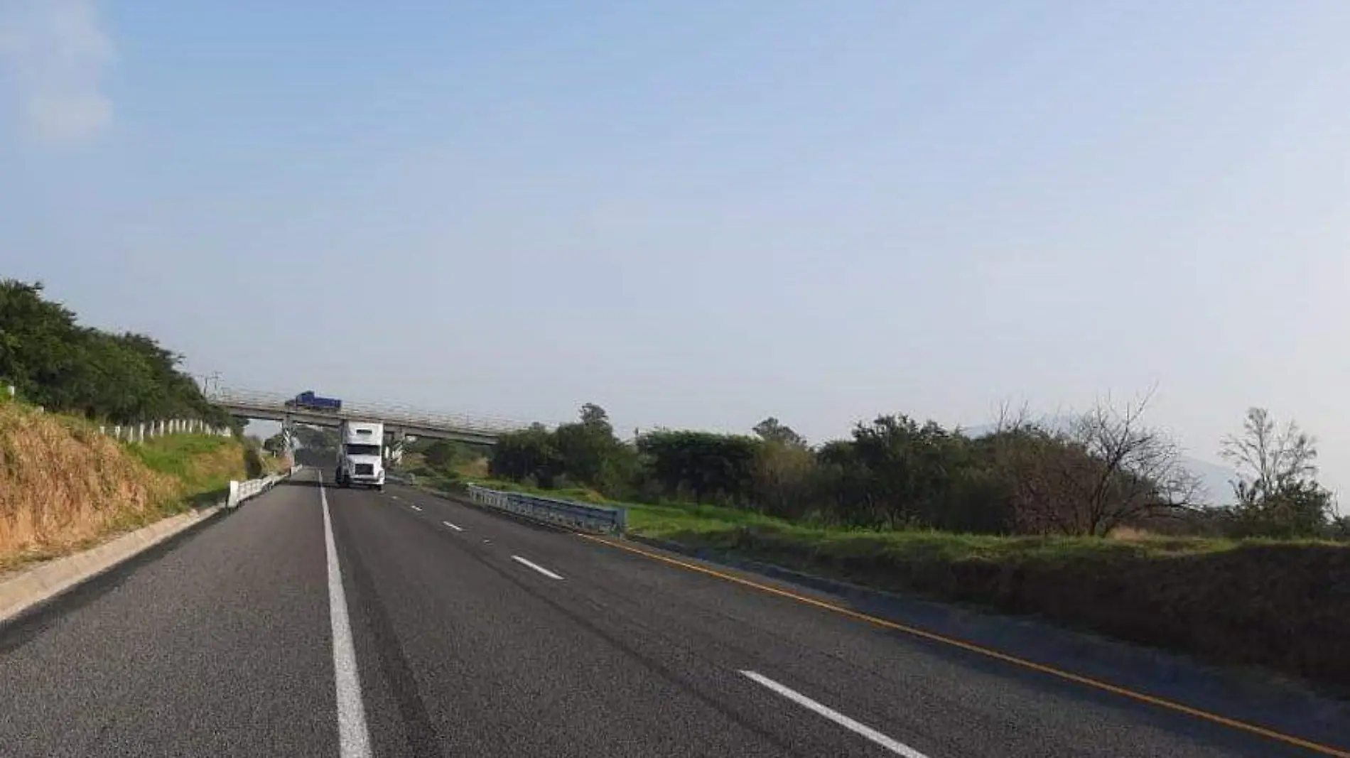 Autopista Guadalajara Colima